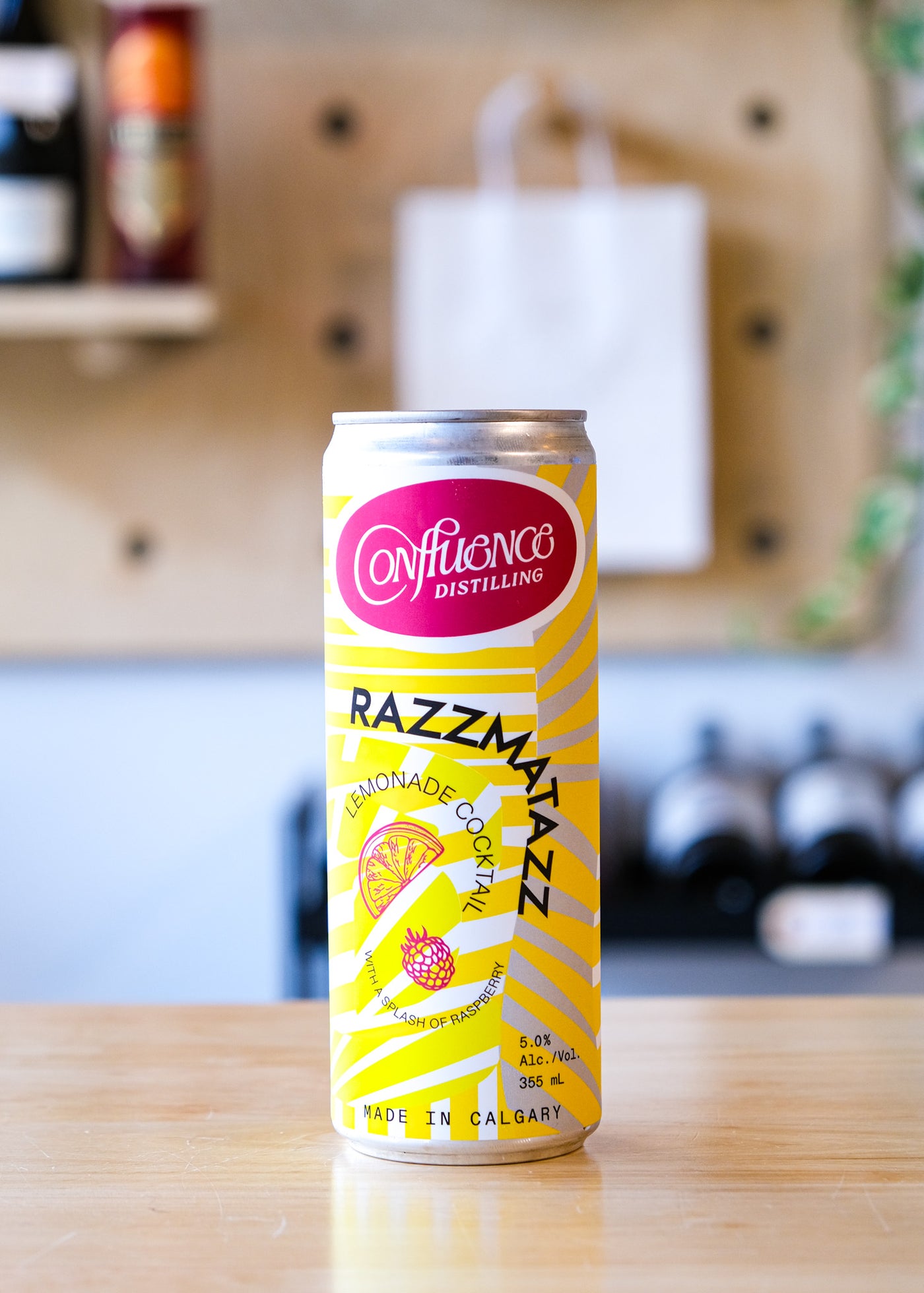 RAZZMATAZZ | Raspberry Lemonade Cocktail