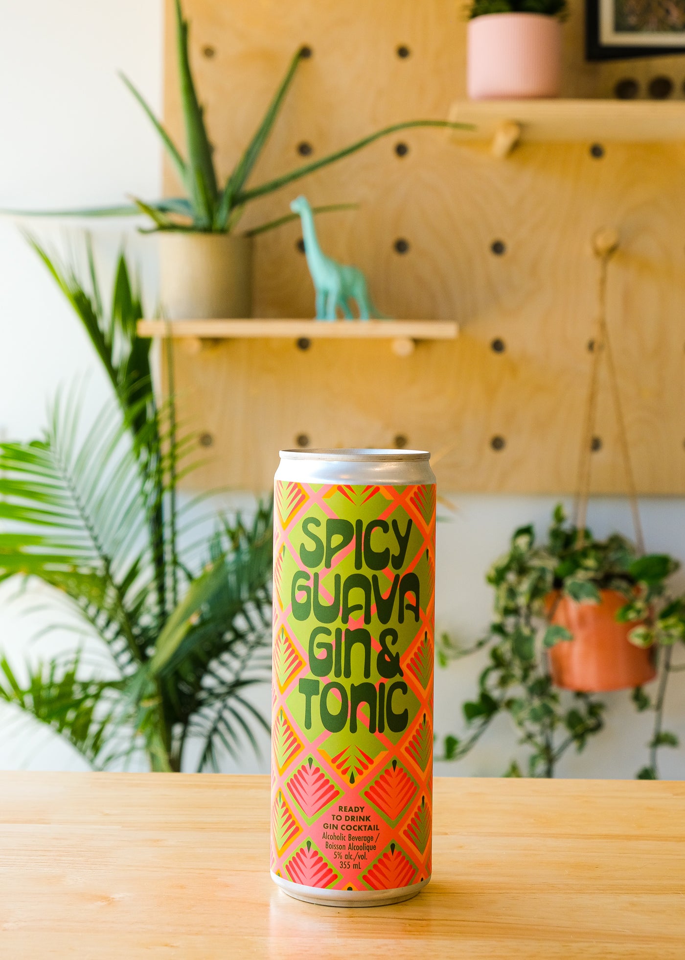 SPICY GUAVA I Gin & Tonic Cocktail